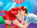 Laro Ariel And Prince Underwater Kissing