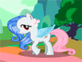 Laro Fluttershy Pony Dress Up