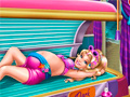 Laro Pregnant Princess Tanning Solarium