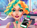 Laro Audrey's Glamorous Real Haircuts