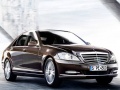 Laro Luxury Sedan Suzzle